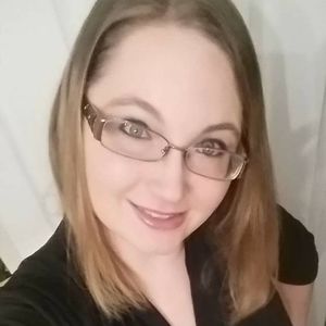 Meet your Posher, Kira